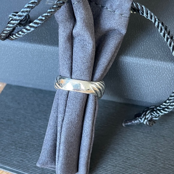 Authentic DAVID YURMAN GARNET CLASSIC CABLE RING {Size 6} - Picture 5 of 12